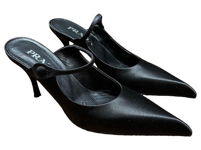 Prada Décolleté slingback punta raso nero