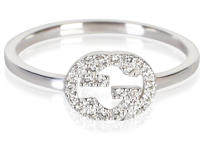 Anello Gucci Interlocking G in oro bianco e diamanti