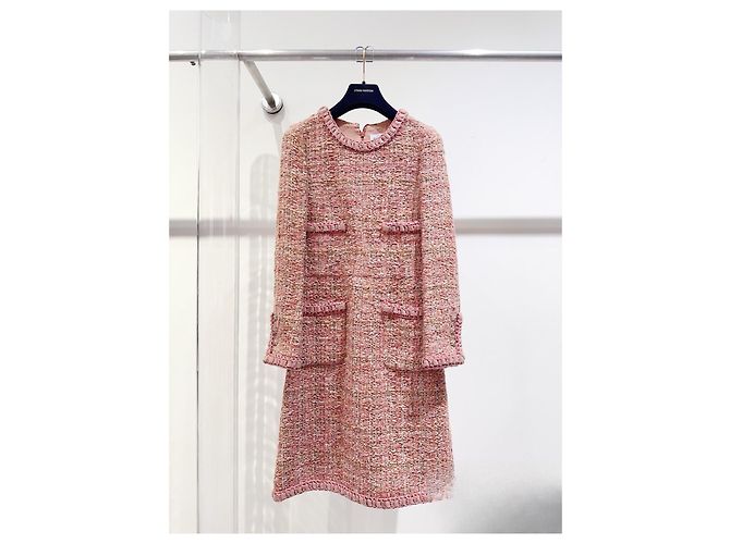 Abito Chanel in tweed multicolore