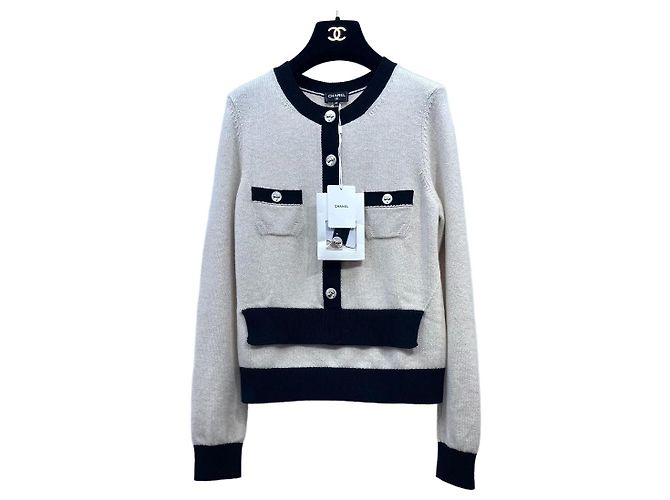 Chanel 25K Pull en cachemire