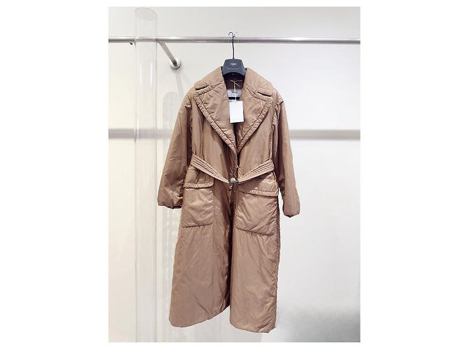 Max Mara Camel Down Coat Belted Polyester Size 32 Multiple colors