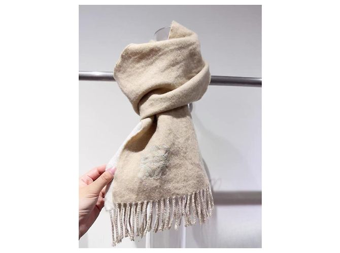 Sciarpa Loewe in cashmere bicolore tea latte e bianco crema Multicolore