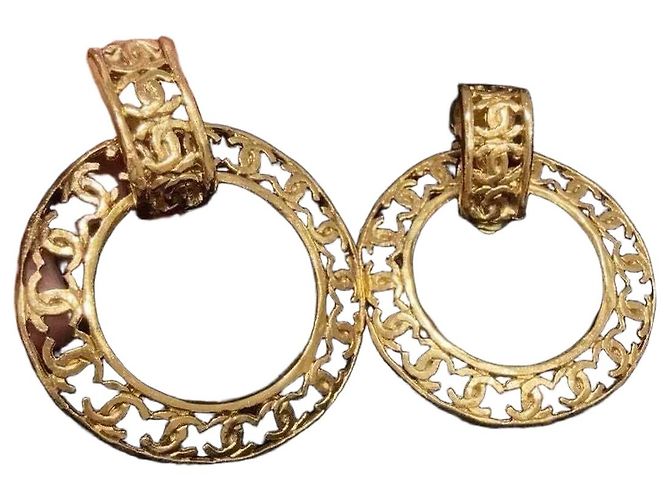 Pendientes Chanel dorados Multicolor