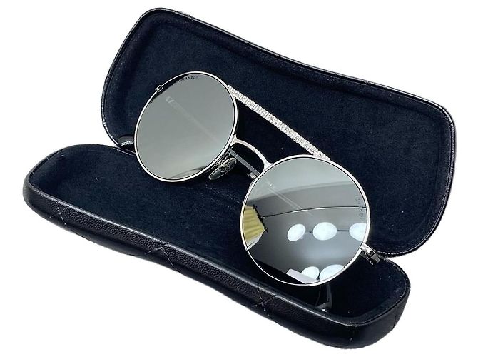 Chanel Sunglasses Silver Metal Multiple colors