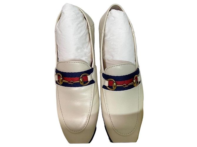 Gucci Leather Flats White Multiple colors
