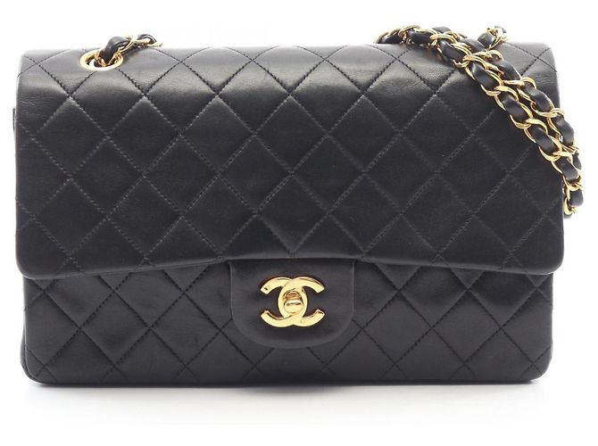 Borsa a tracolla Chanel Matelassé Double Flap in pelle d'agnello nera Nero