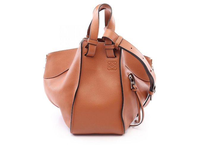 Loewe Hammock Small 2-Way Lederhandtasche in Braun