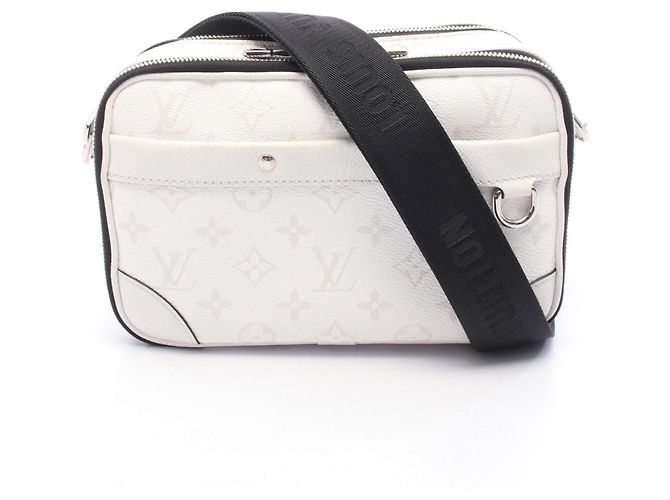 Bolsa Messenger Louis Vuitton Alpha Preto Branco