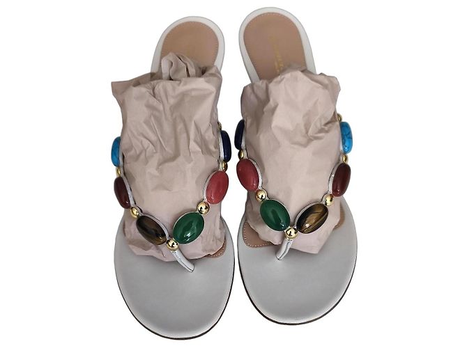 Gianvito Rossi Sandalen Weiß Leder Bunte Steine Mehrfarben