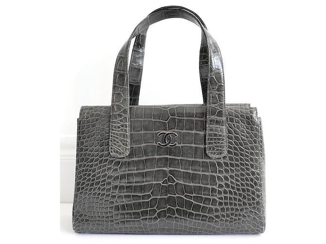 Bolsa Chanel Jacaré Cinza