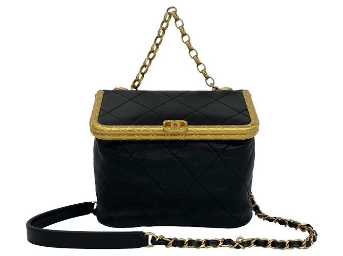 Borsa a tracolla 2-Way Chanel Matelassé in pelle d'agnello Nero