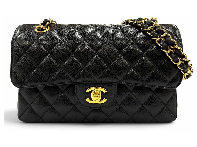 Borsa a tracolla Chanel A01113 Matelassé Nero