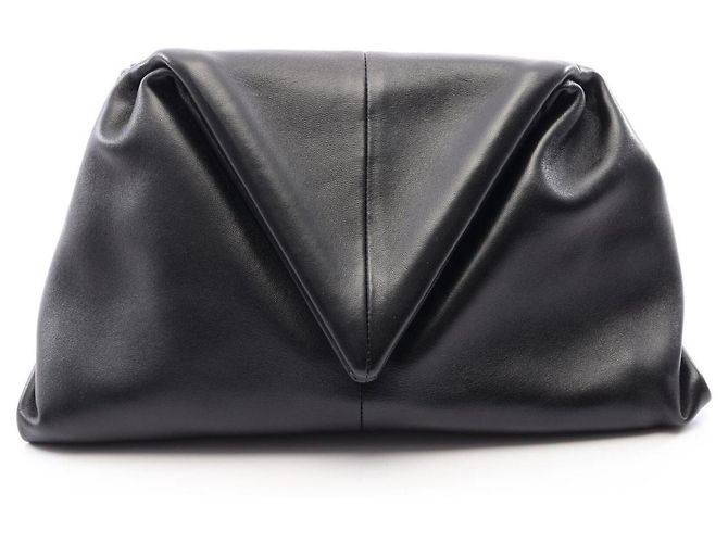 Bolsa de mão clutch com aba Triangle Bottega Veneta Preto
