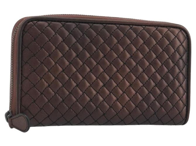 BOTTEGA VENETA Cartera larga redondeada de cuero marrón
