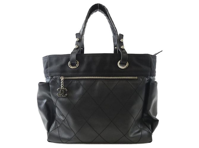 Chanel Paris Biarritz Line Handtasche Schwarz