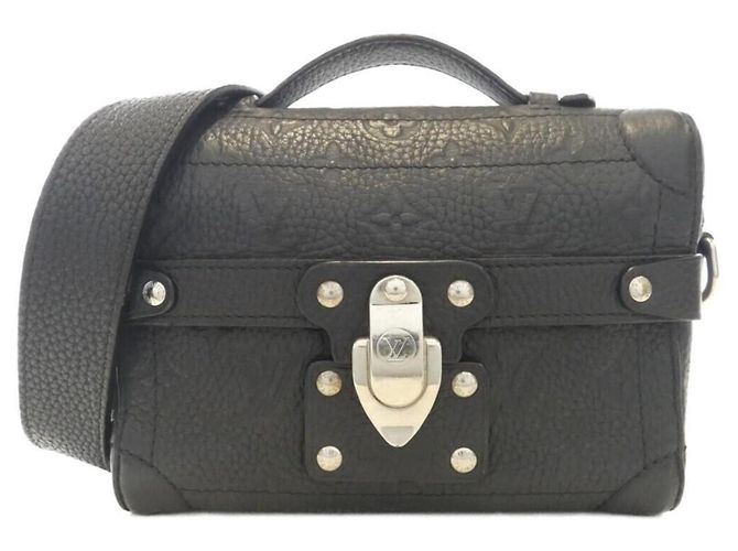 Sac à main Louis Vuitton Taurillon Monogram Seoul Trunk Noir