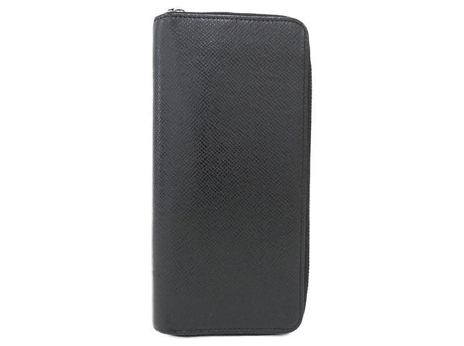 Louis Vuitton Taiga Zippy Wallet Black
