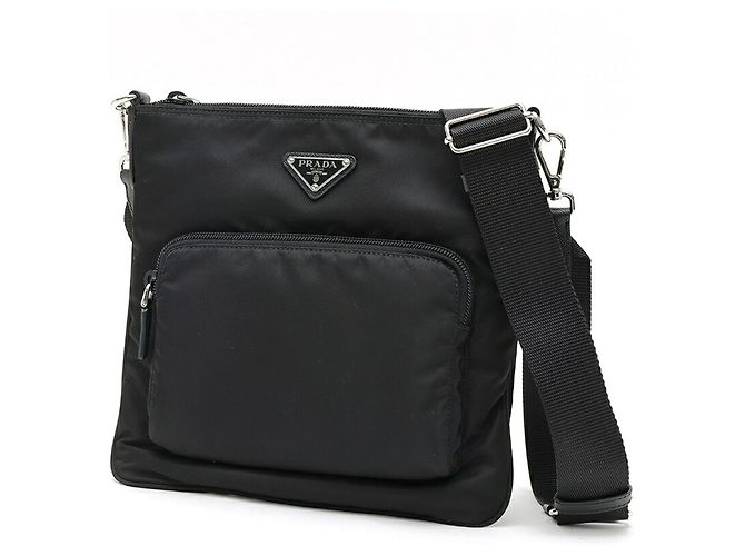 Bolsa de Ombro Prada Triangle Preto