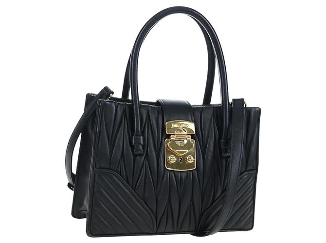 Bolsa de Mão Miu Miu Matelassé em Couro 2way Preta Tom Dourado Auth 167593SAM Preto