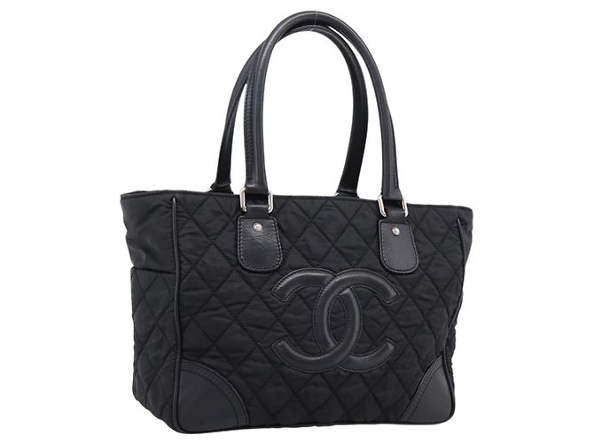 CHANEL Matelasse Handtasche Nylon Schwarz Silber CC Auth BA15575A