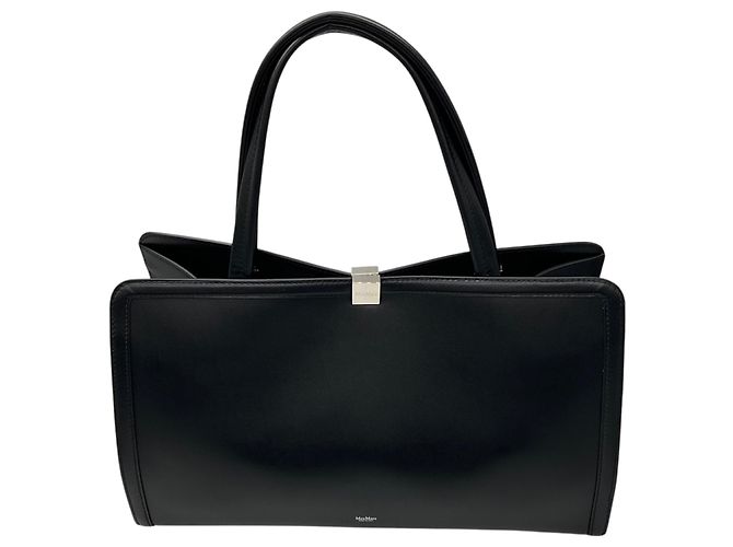 mala tote Max Mara em couro preto com alças duplas e ferragens prateadas