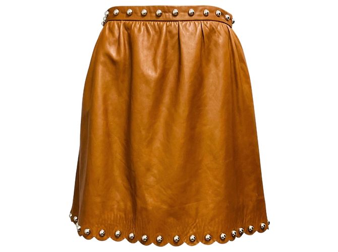 Valentino Garavani Saia de couro de cordeiro Tan / Silver Stud Embellished RED Valentino Camelo