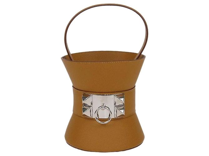 Hermès Sac Mini Medor Hermes en cuir Epsom Sesame Marron