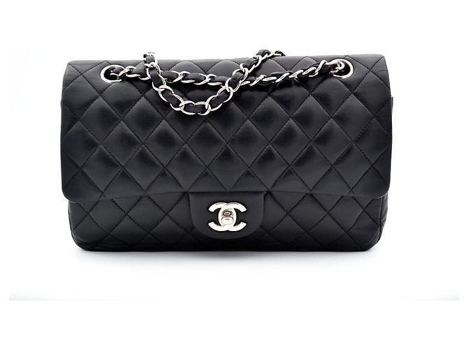 Timeless Bolsa Chanel Classic Double Flap Couro Preto