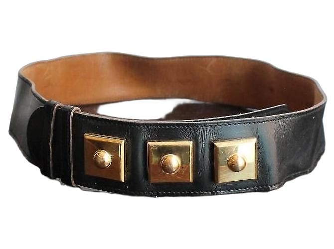 Hermès Cinto de Cintura Alta em Couro Preto com Botões Dourados