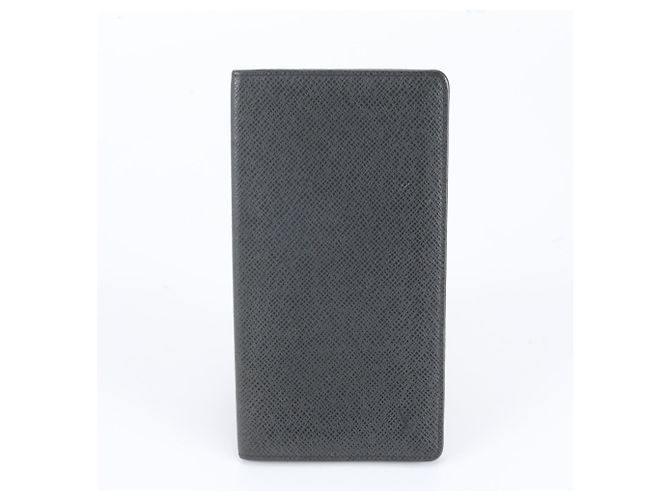 Louis Vuitton Taiga Bi-fold Long Wallet in Ardoise Leather Grey
