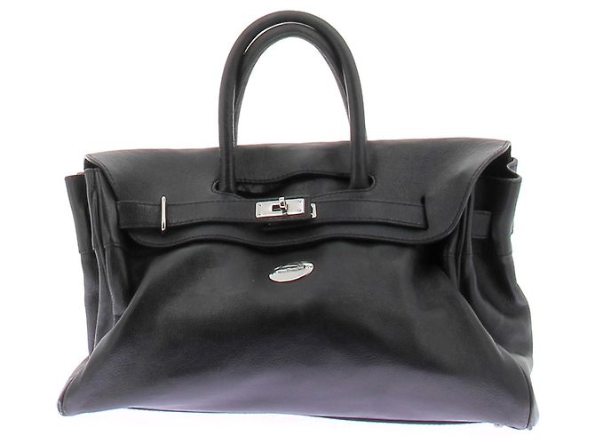 Mac Douglas Handtasche aus schwarzem Leder