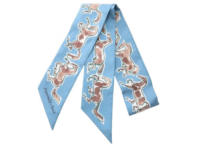 Silk In Hermès Lenço Hermes Twilly CHEVAUX EN LIBERTE Azul Multicor