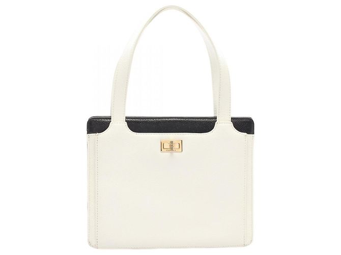 Bolsa Tote Chanel 2.55 Preto Branco