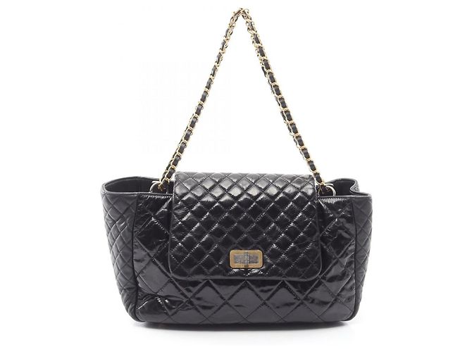 Borsa a tracolla Chanel 2.55 Matelassé Nero