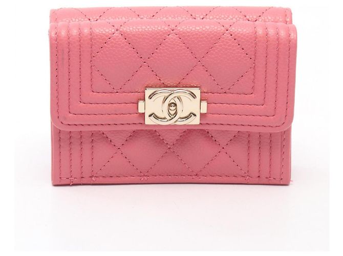 Portafoglio Chanel Boy tri-fold in Rosa