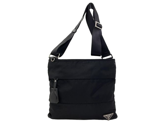 Bolsa de Ombro Prada BT0715 Logo Hardware Preto