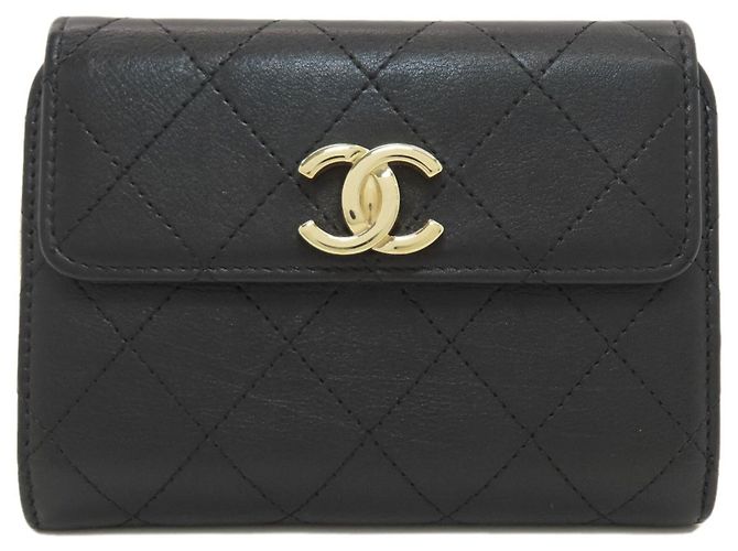 Chanel Coco Mark Matelassé Bi-fold Wallet Black