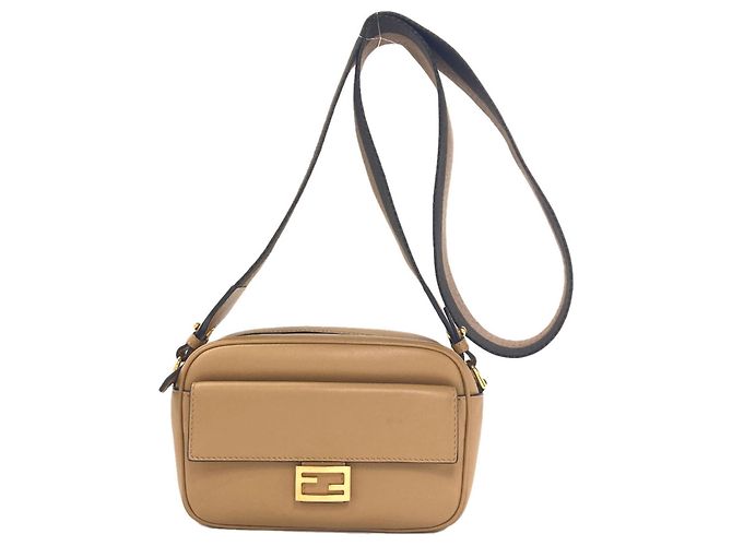 Borsa a spalla Fendi Baguette Marrone