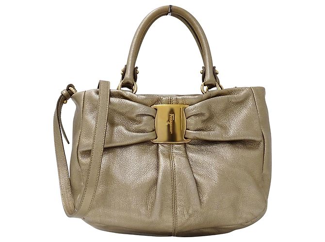 Bolsa de couro dourado Salvatore Ferragamo