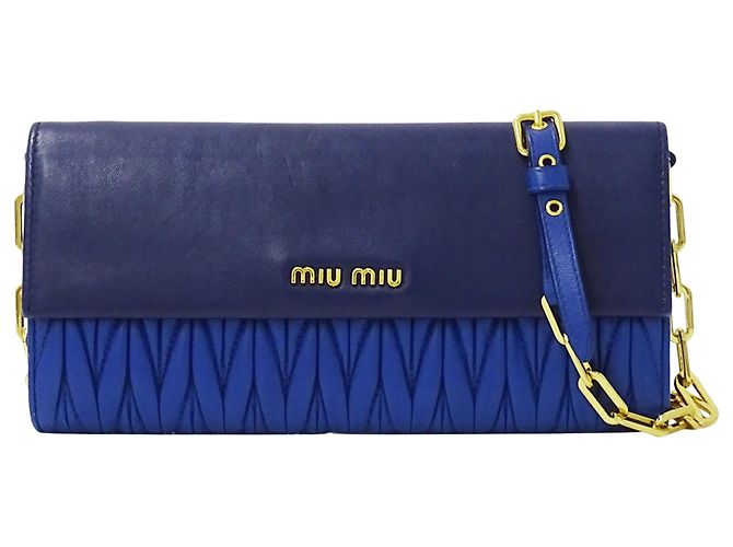 Portafoglio a spalla da donna Miu Miu Blu