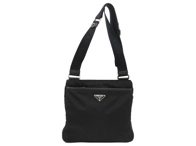 Bolsa de ombro Prada em nylon Preto