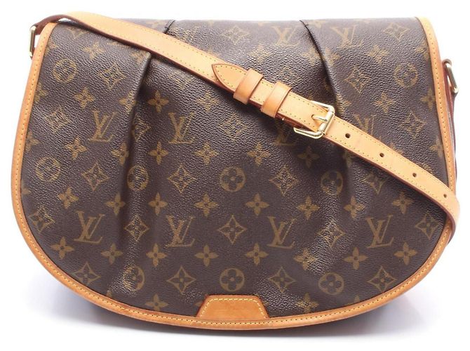 Bolsa de Ombro Louis Vuitton Menilmontant MM Monogram Marrom Monograma