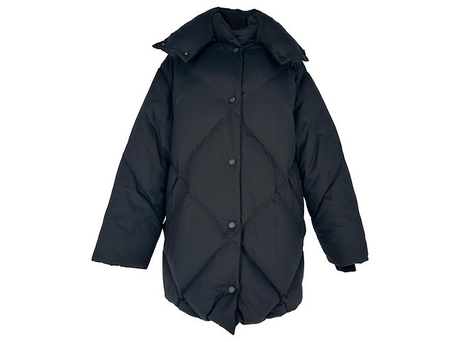 Abrigo Burberry Diamond Quilted en algodón negro