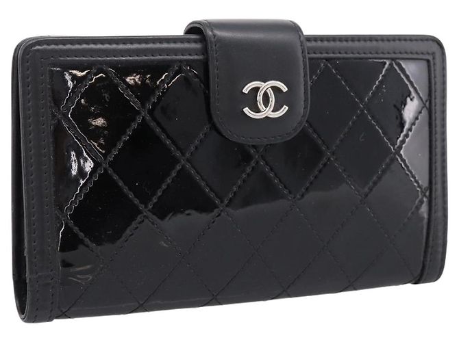 CHANEL Matelasse Long Wallet Patent Leather Black Silver CC Auth 204635 Silvery
