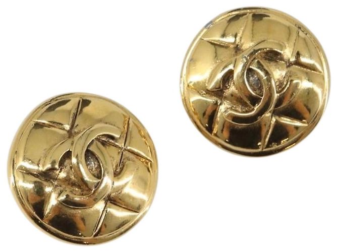 CHANEL Matelasse Ohrringe Metall Gold CC Auth BA15827 Golden