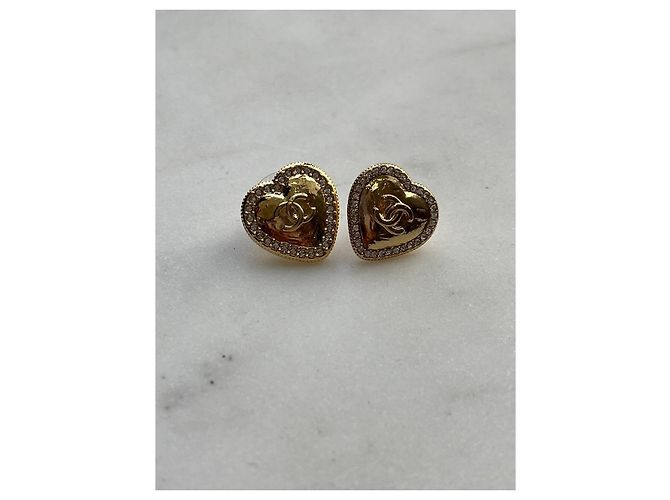 Orecchini Chanel cuore dorato D'oro