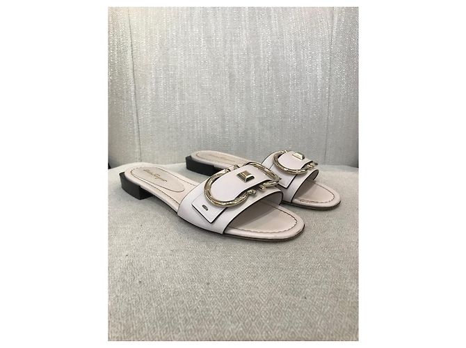 Gancini Mules Salvatore Ferragamo T.37,5 Beige