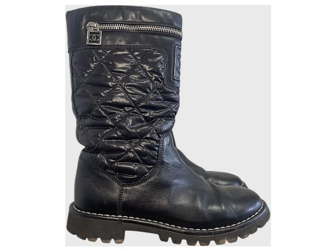 Botas Chanel negras T.34,5 Negro
