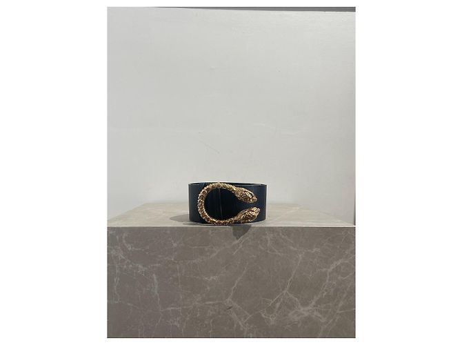Cinturón Gucci negro T.70