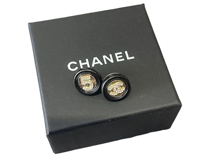Brincos Chanel puces